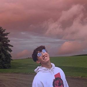 Meet your Posher, Ryne